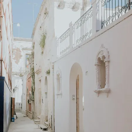 Casa Del Tempio Antico Arnesano